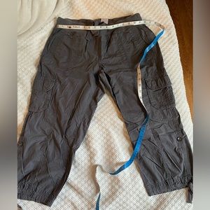 Calvin Klein Capri pants